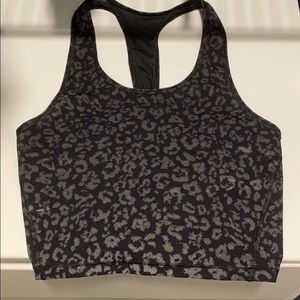 Athlete reflective crop top